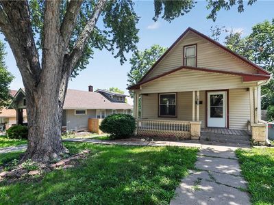 1829 Oakland Ave