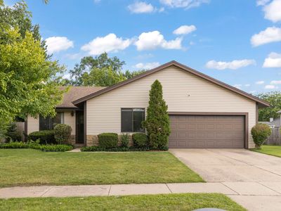 Property at 2S640 Continental Dr, Warrenville, IL