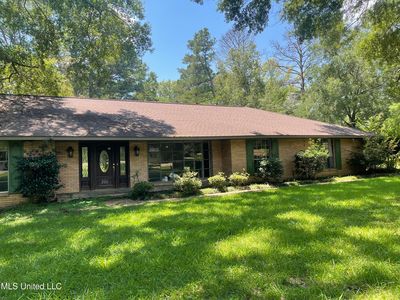 305 Linda Dr