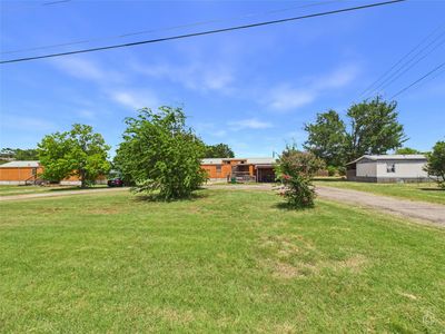 200 N Mustang Ave