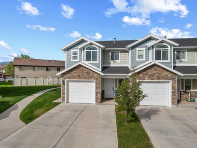 1122 W Excalibur Way