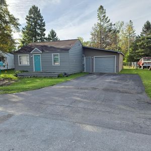 1065 Pine Rd