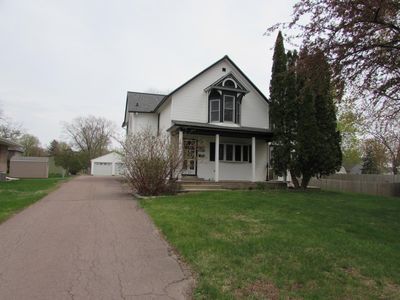 1115 Albion Ave