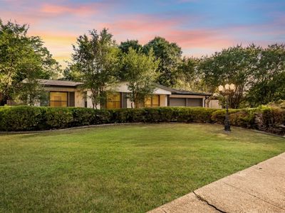 2328 Globe Ave