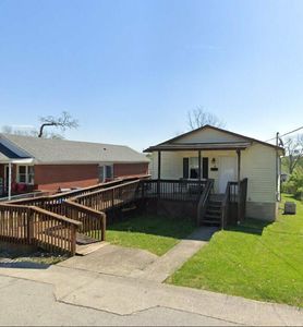 19 3rd St