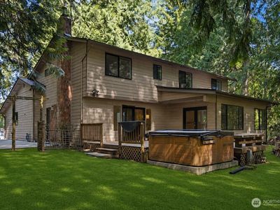 21926 SE 37th Street