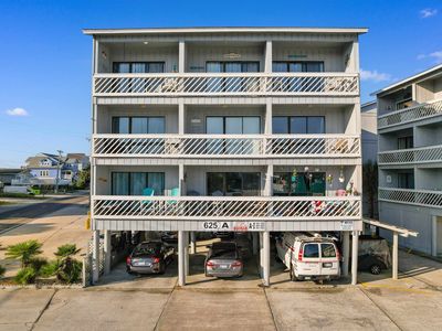 625 N Waccamaw Dr. #302