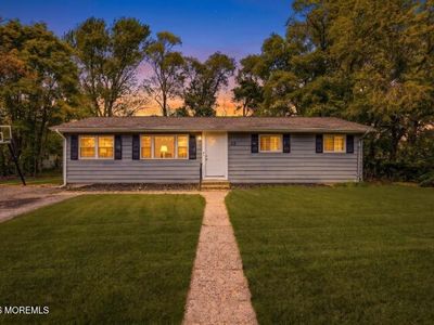 32 Goldweber Avenue
