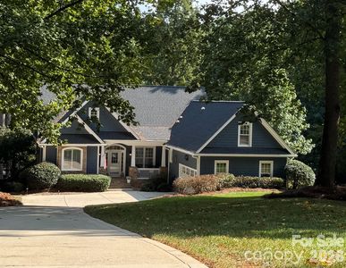 9040 Fair Oak Dr