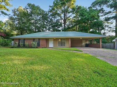 110 Wildwood Ln