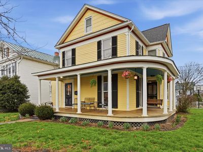 220 S Massanutten St