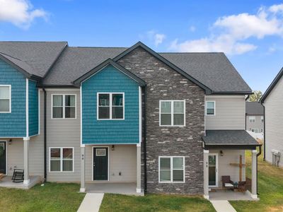 94 Emanuel Ct