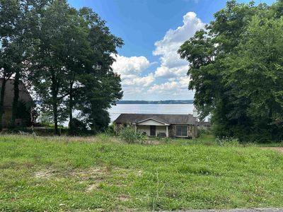 Property at 305 Lake View Dr, Muscle Shoals, AL