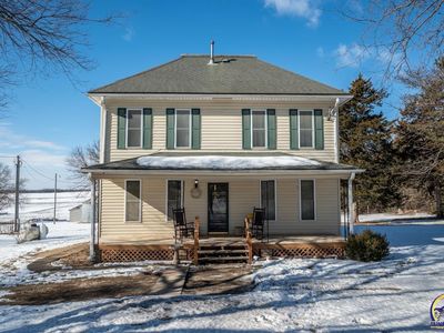 Property at 20699 S Berryton Rd, Lyndon, KS