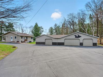 N8334 Bay Park Rd