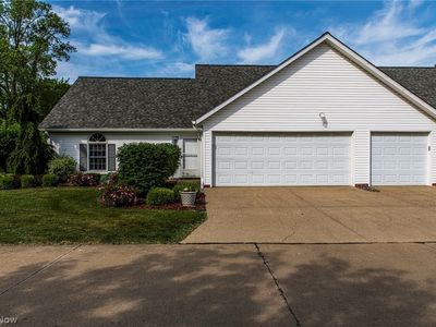 Property at 416 Harbor Ridge Ln, Painesville, OH