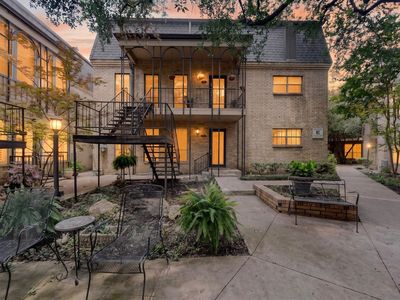 4312 Bellaire Dr S APT 110E