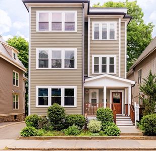 114 Davis Ave #2