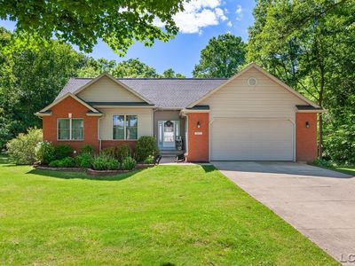 9472 Walnut Dr