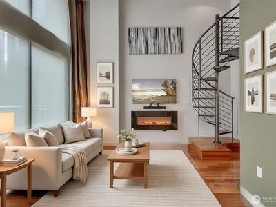 900 Lenora Street #W103