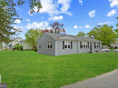 14 Montrose Rd