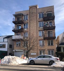 1549 W 3rd St APT 2R