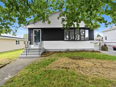 216 Toledo Ave