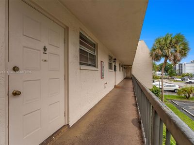 7450 NW 17th St APT 207