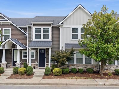 3740 Kings Glen Park