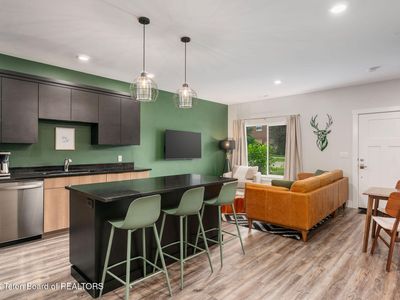 709 Baltoro Way