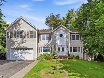 24 Taylor Ct