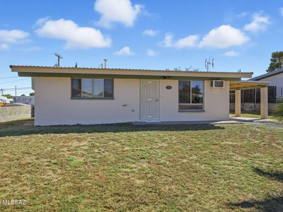 109 W Webb Dr