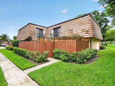 1923 19th Lane