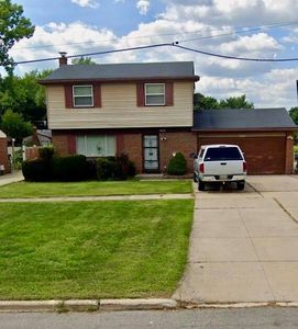 Property at 9230 Monroe Blvd, Taylor, MI