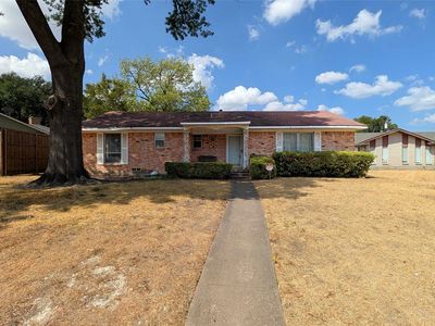 1453 Brook Valley Pl