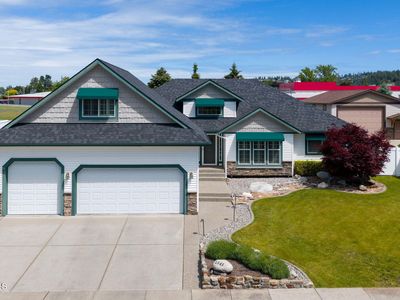 1541 E Cromwell Dr