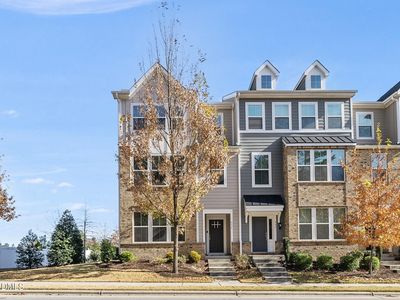 935 Parkstone Towne Blvd