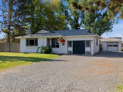 524 NW Martingale Rd