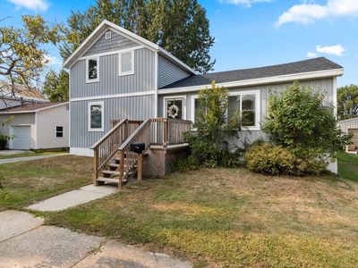 Property at 117 Adams St, Oconto, WI