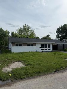 18 Melvin Dr
