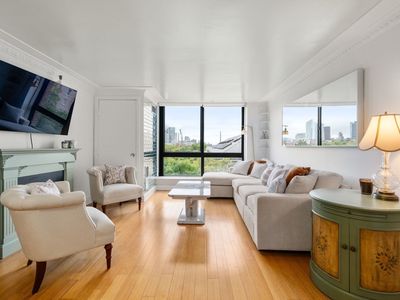 42 8th St APT 1519