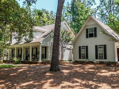 907 Sleepy Hollow Cv