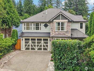 928 NE 34th Avenue
