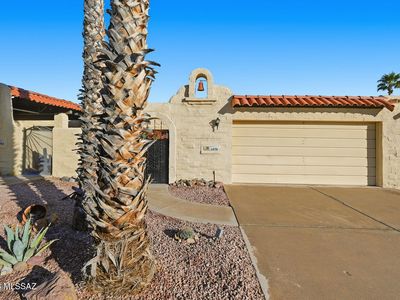 1070 W Calle Excelso