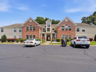 4383 Daphne Ln. #f