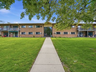 7413 Brookdale Dr APT 212