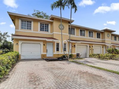 Property at 1363 Avon Ln, North Lauderdale, FL