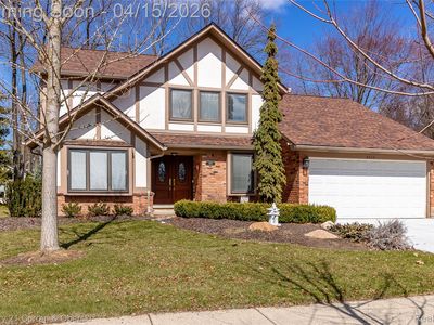 2695 Ronald Dr