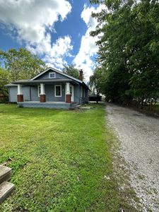 555 Woodrow Ave