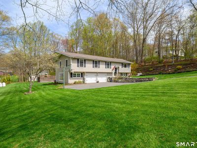 18 Fleetwood Drive
